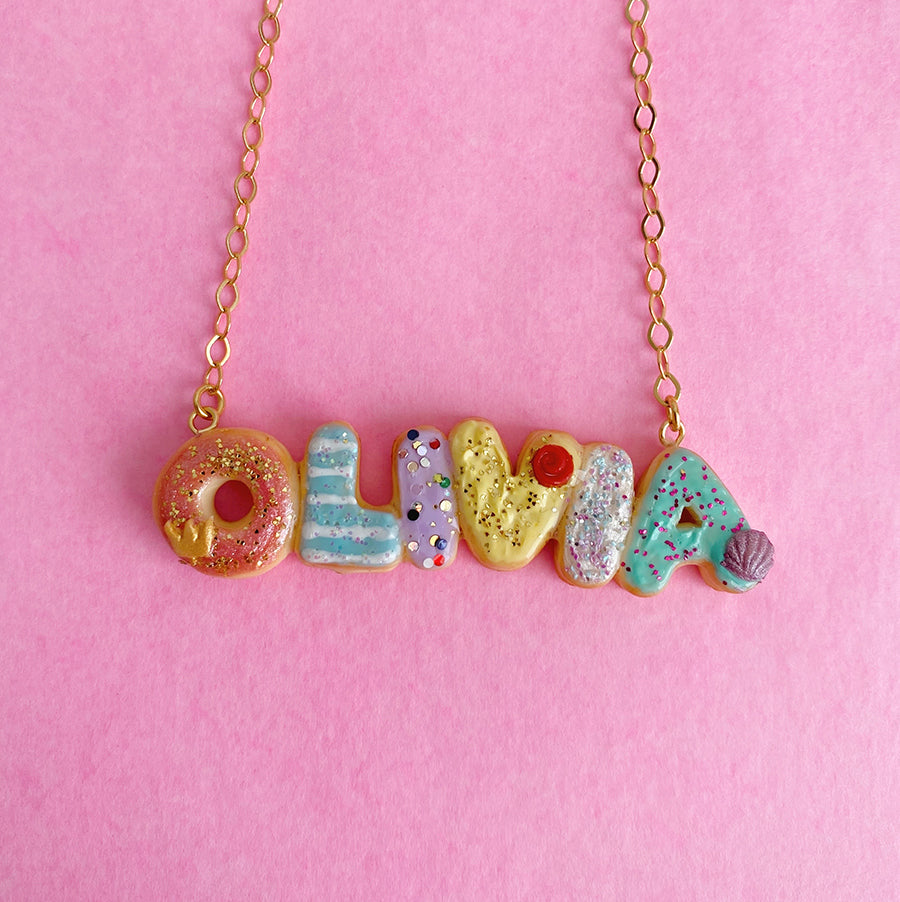 Collar dona nombre Princesas