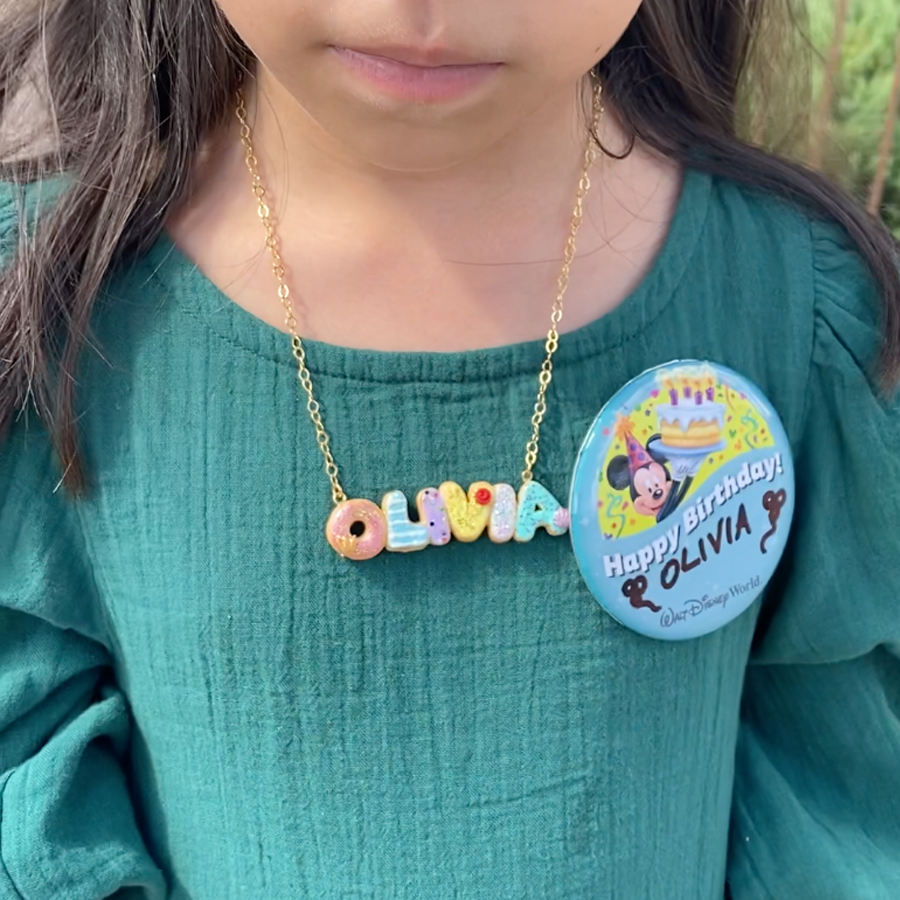 Collar dona nombre Princesas